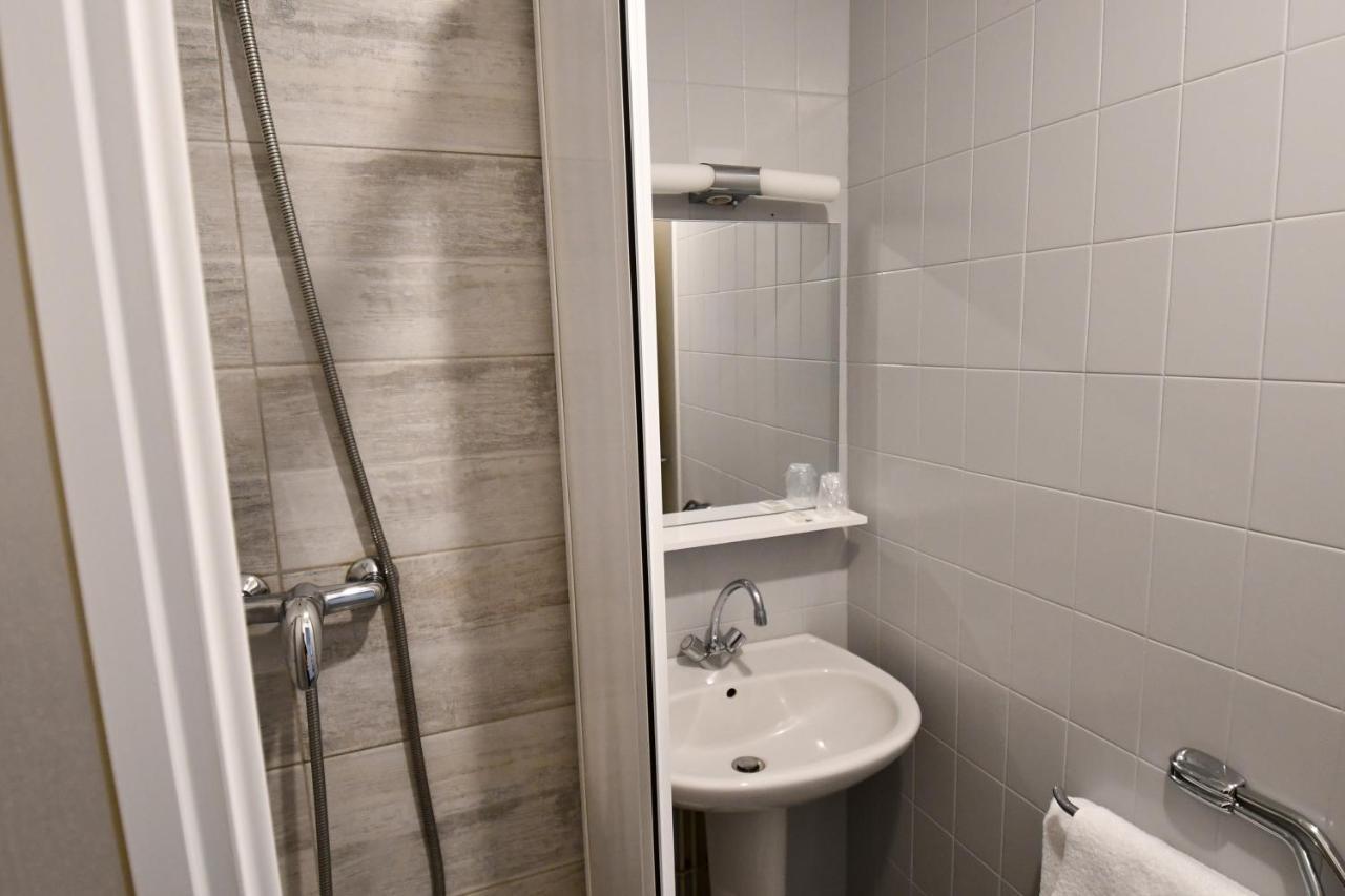 Le Pasteur Hotel Brest Luaran gambar